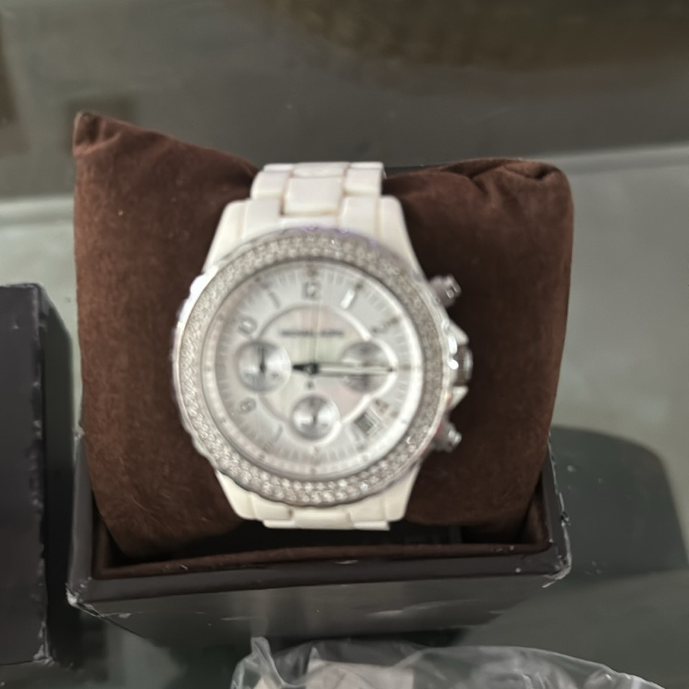 Micheal Kors White with Pearl Face